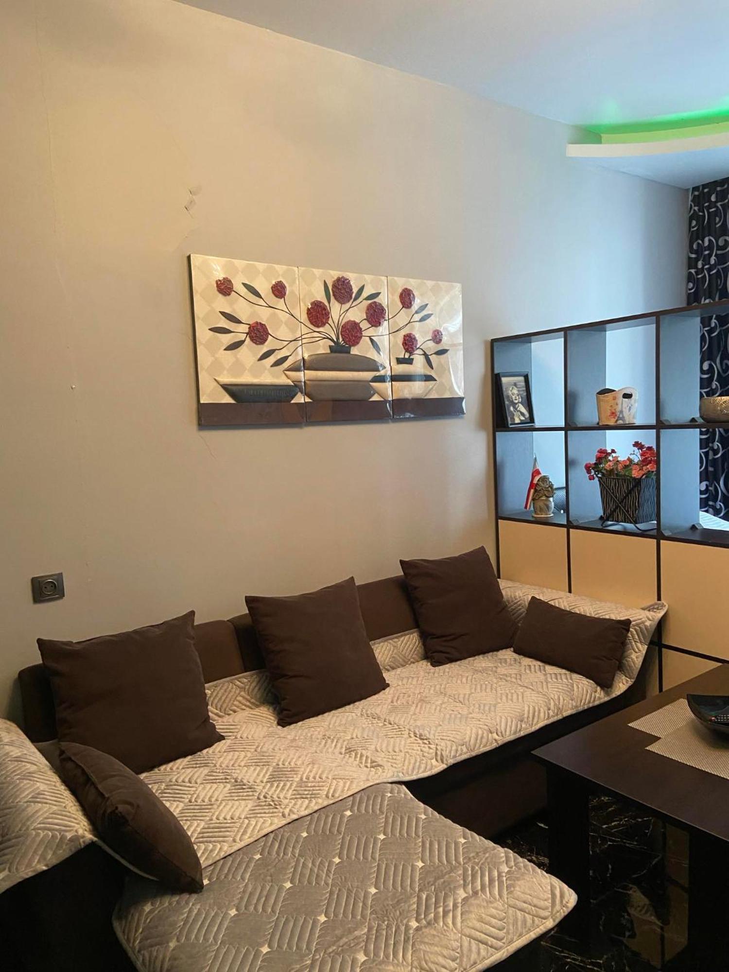 Apartment Vaja Fshavela N16 Batumi Exterior foto