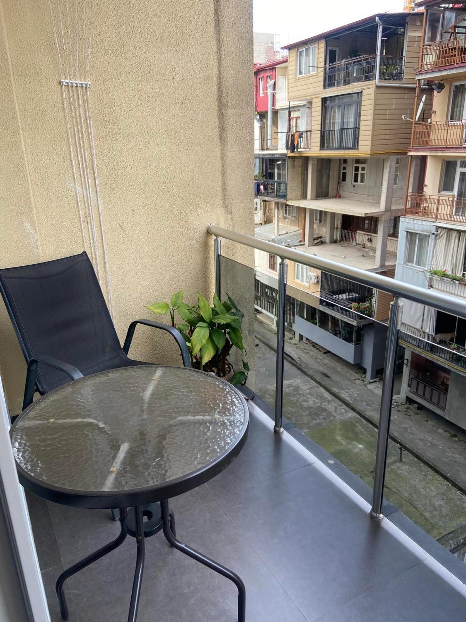 Apartment Vaja Fshavela N16 Batumi Exterior foto